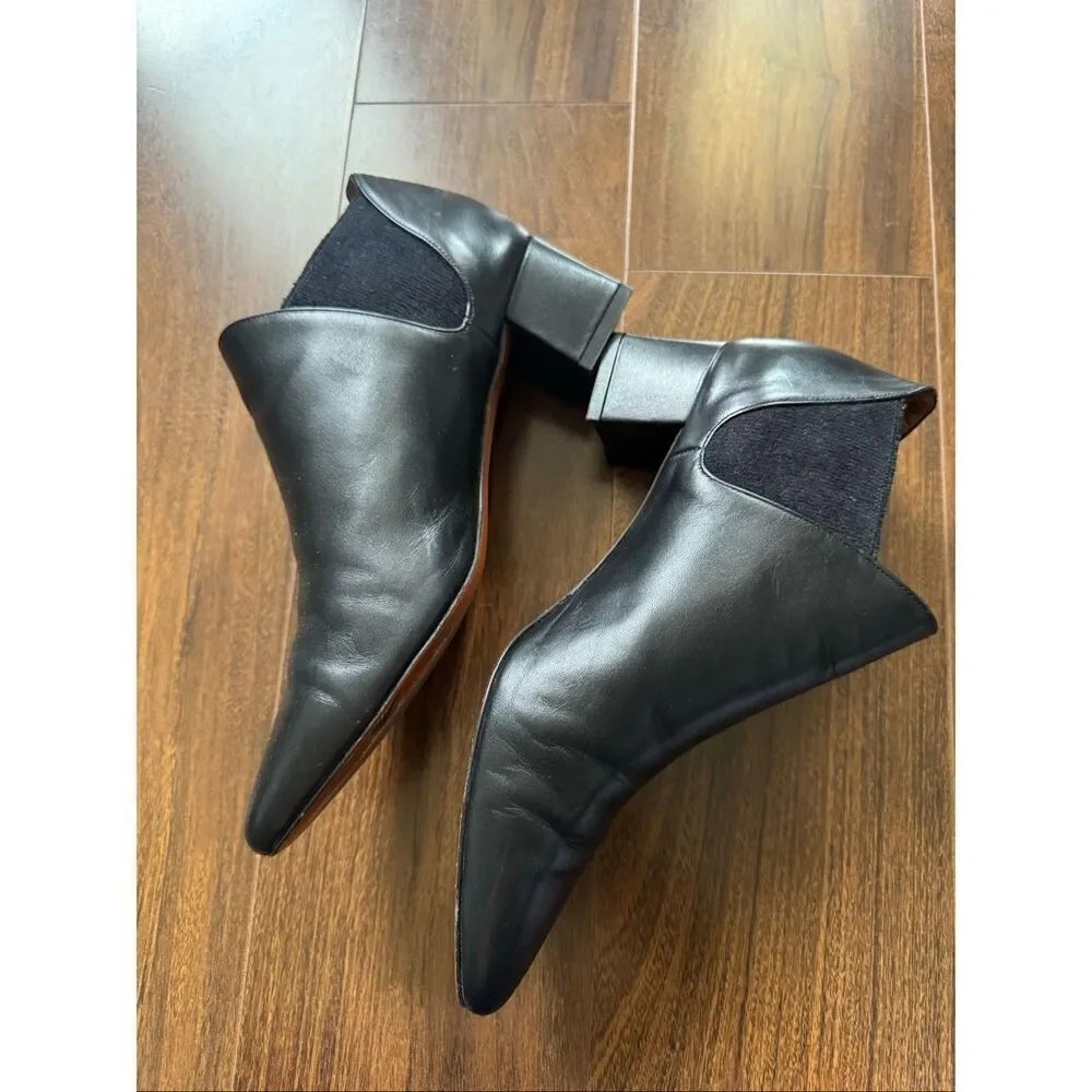 Aquatalia 8 Poppy weatherproof Chelsea ankle boot in black leather.